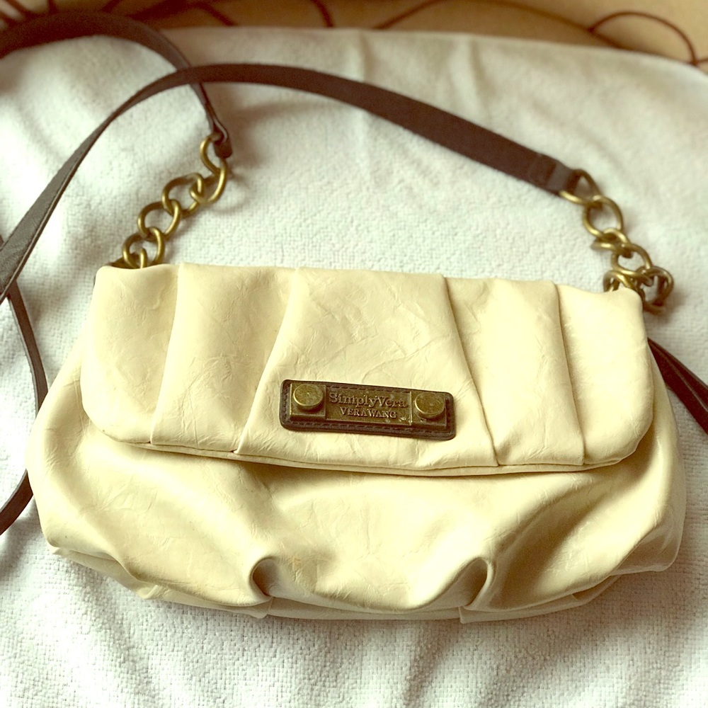 Vera Wang Simply Vera ivory s/m bag black strap